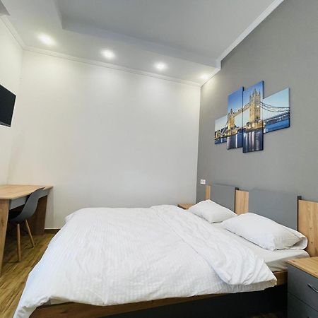 Apartment For Rent In The City Center Of Kharkiv K18 Elinaflats Zewnętrze zdjęcie