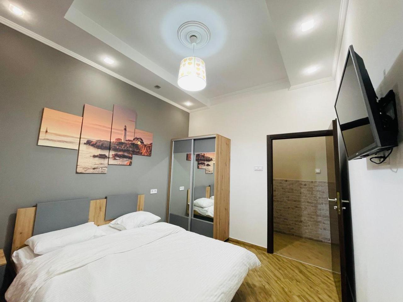 Apartment For Rent In The City Center Of Kharkiv K18 Elinaflats Zewnętrze zdjęcie