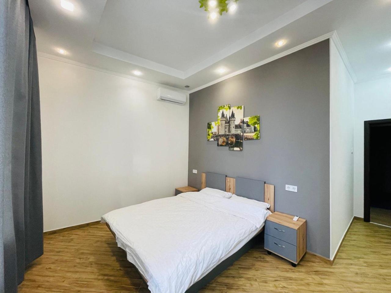 Apartment For Rent In The City Center Of Kharkiv K18 Elinaflats Zewnętrze zdjęcie